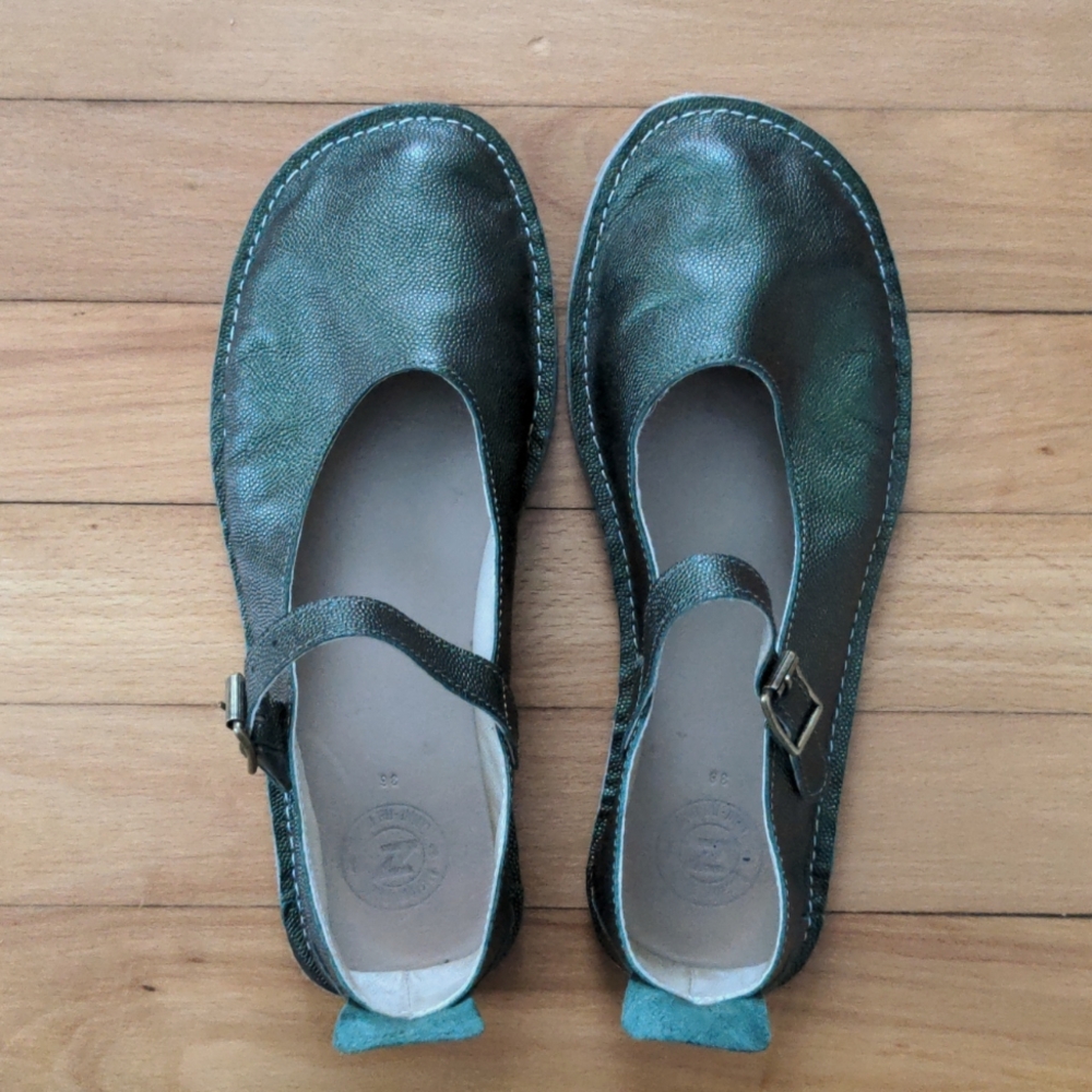 Zeazoo Barefoot Mary Jane's 36 Green Leather Handmade